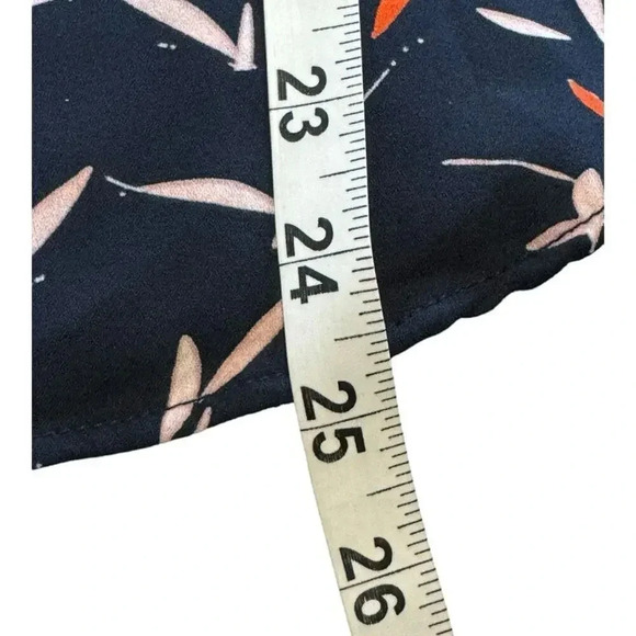 Banana Republic Women’s Small Navy Short Sleeved Flower Petal Blouse - Picture 6 of 7